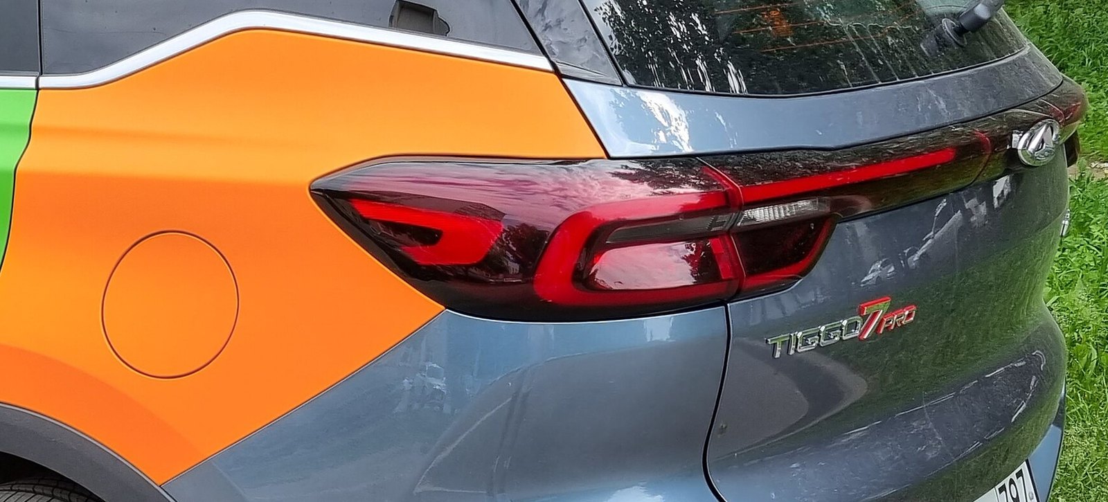 Шильдик Tiggo 7 Pro на крышке багажника
