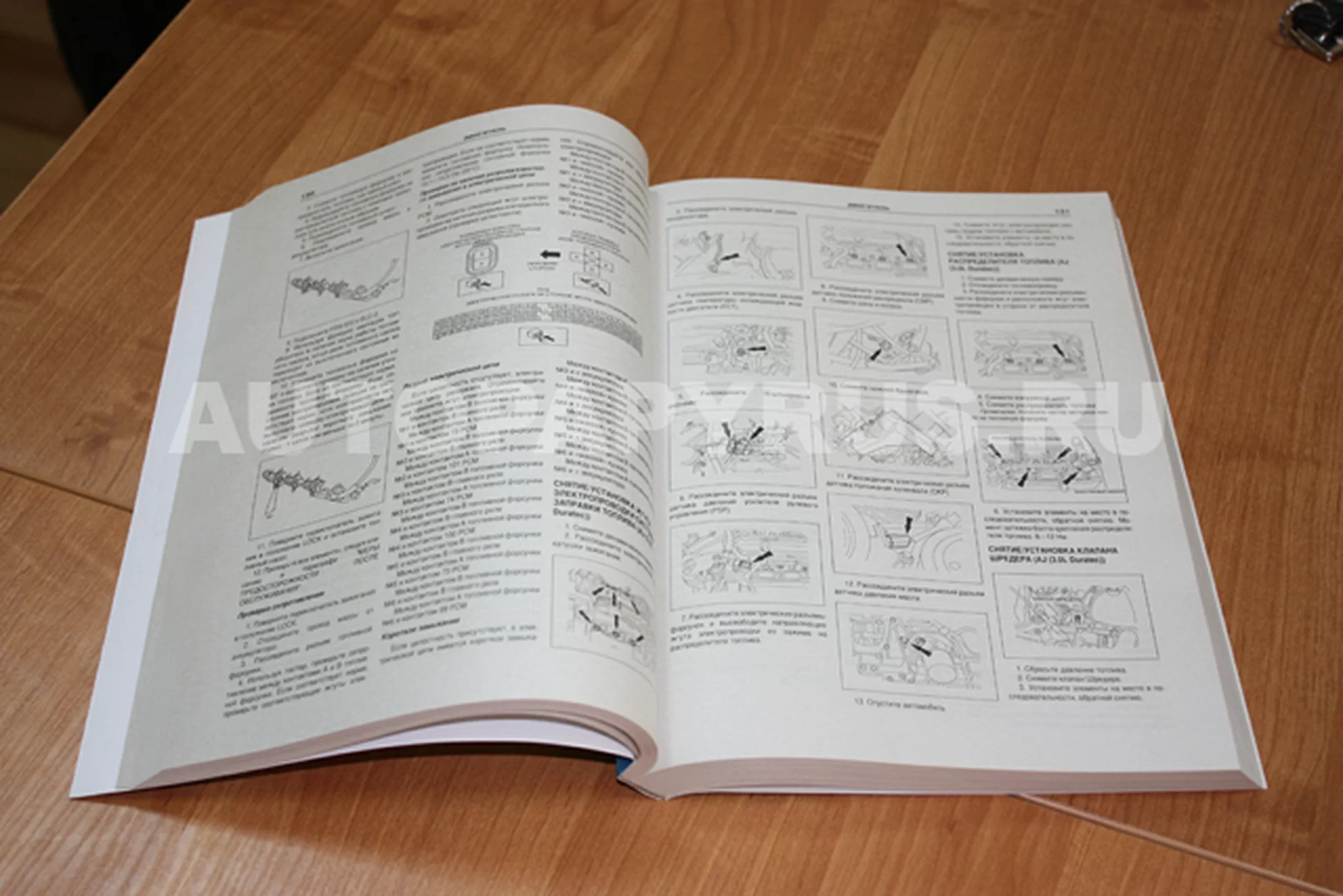 Книга: FORD ESCAPE / MAVERICK / MAZDA TRIBUTE (б) с 2000 г.в. + рест. 2004, 2006, 2008 г.в., рем., экспл., то | Арго-Авто