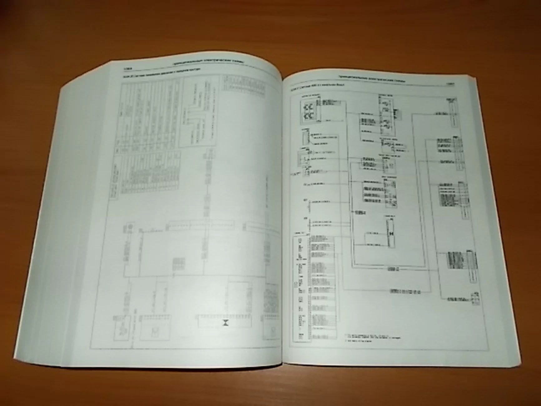 Книга: SCANIA серии 4 (94 / 114 / 124 / 144 / 164) (д) c 2003 + рест. 2005 и 2009 г.в. рем., экспл., то, | Арго-Авто